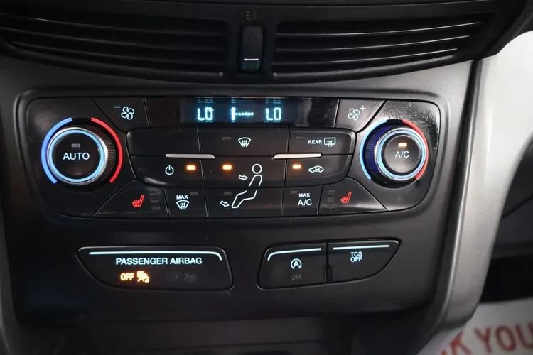 Used 2017 Ford Escape SE w/ Equipment Group 201A AWD/4WD image 32