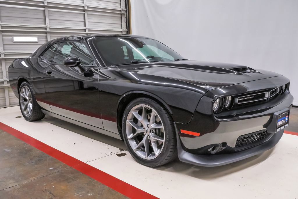 Used 2022 Dodge Challenger GT RWD image 5