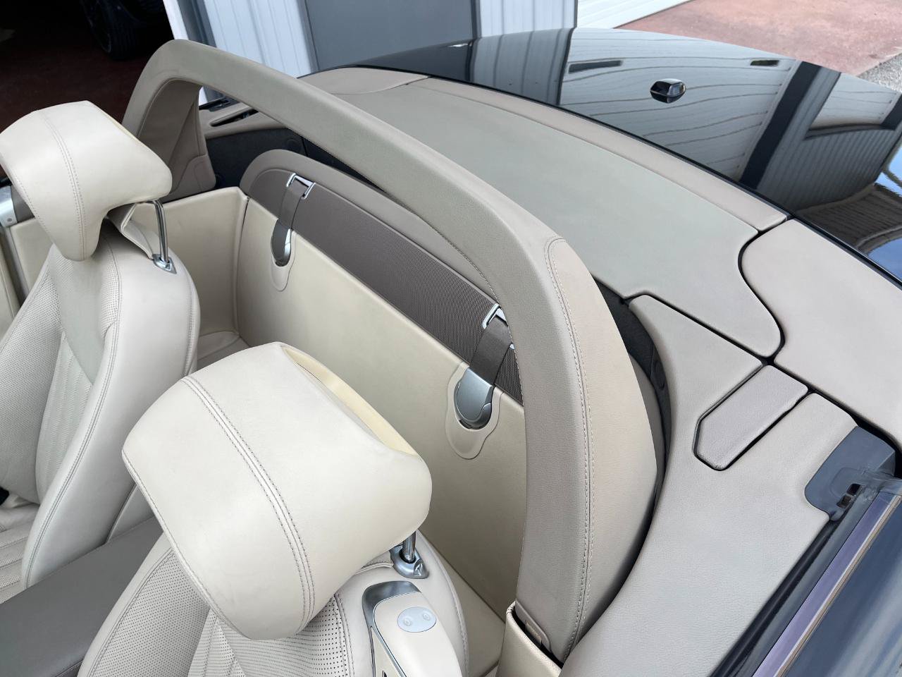 Used 2009 Mercedes-Benz SL 550 image 29