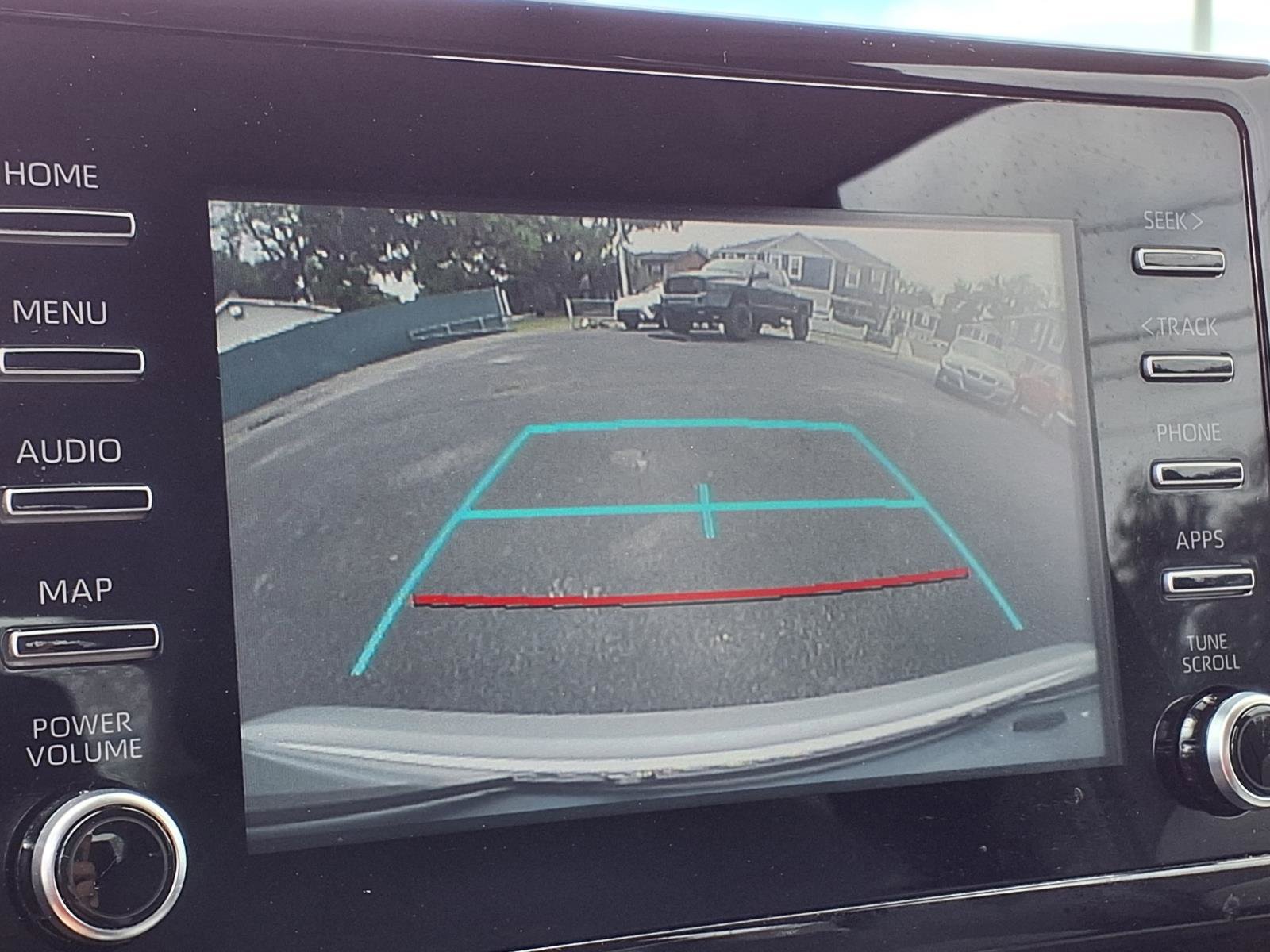 Used 2020 Toyota Corolla L image 9