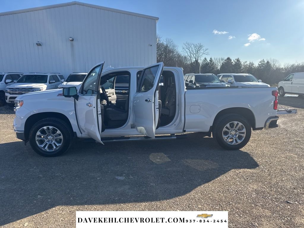 Used 2025 Chevrolet Silverado 1500 LTZ w/ LTZ Premium Package image 35