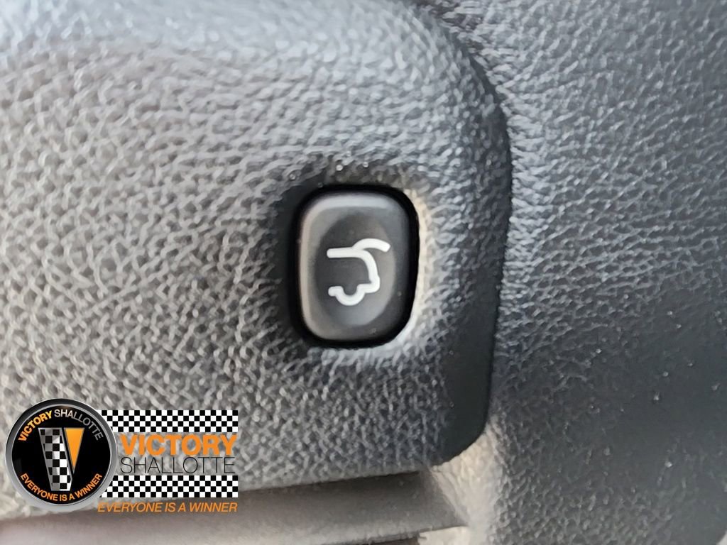 Certified 2022 Jeep Grand Cherokee Laredo X image 27