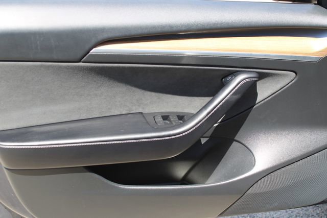 Used 2022 Tesla Model 3 Long Range AWD/4WD image 9