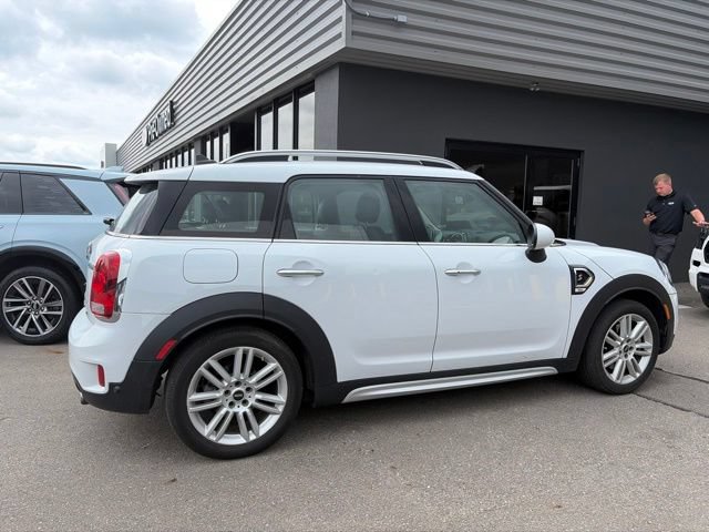 Used 2018 MINI Cooper Countryman S FWD image 3