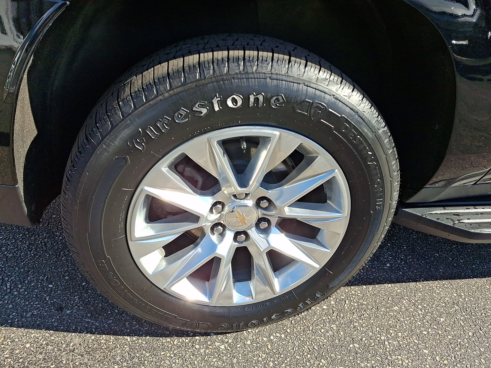 Certified 2024 Chevrolet Suburban Premier AWD/4WD image 9