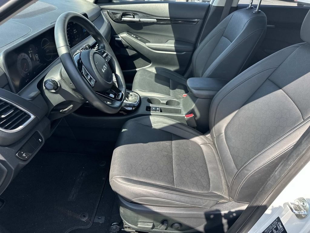 Used 2024 Kia Seltos SX AWD/4WD image 19