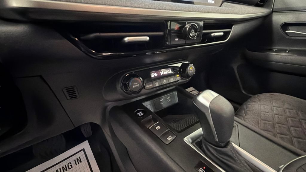 Used 2026 Nissan Kicks SV FWD image 22