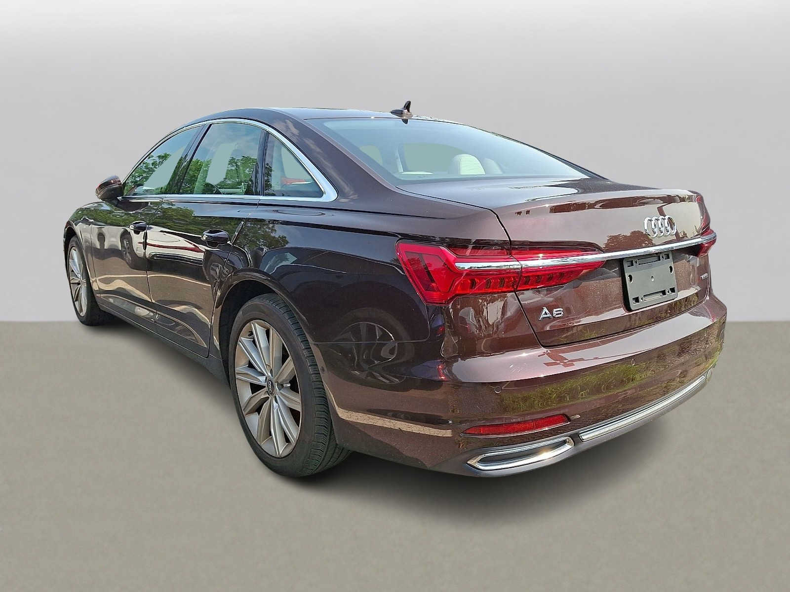 Used 2020 Audi A6 2.0T Premium Plus w/ Premium Plus Package AWD/4WD image 4