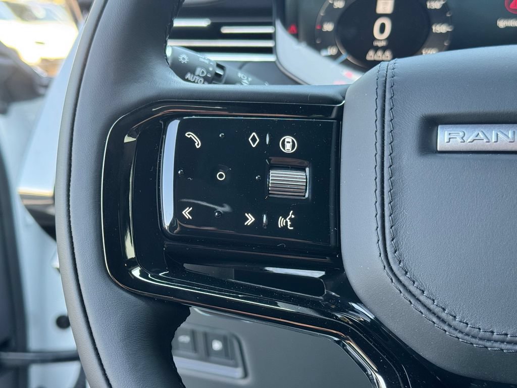 New 2026 Land Rover Range Rover Sport Dynamic SE AWD/4WD image 16