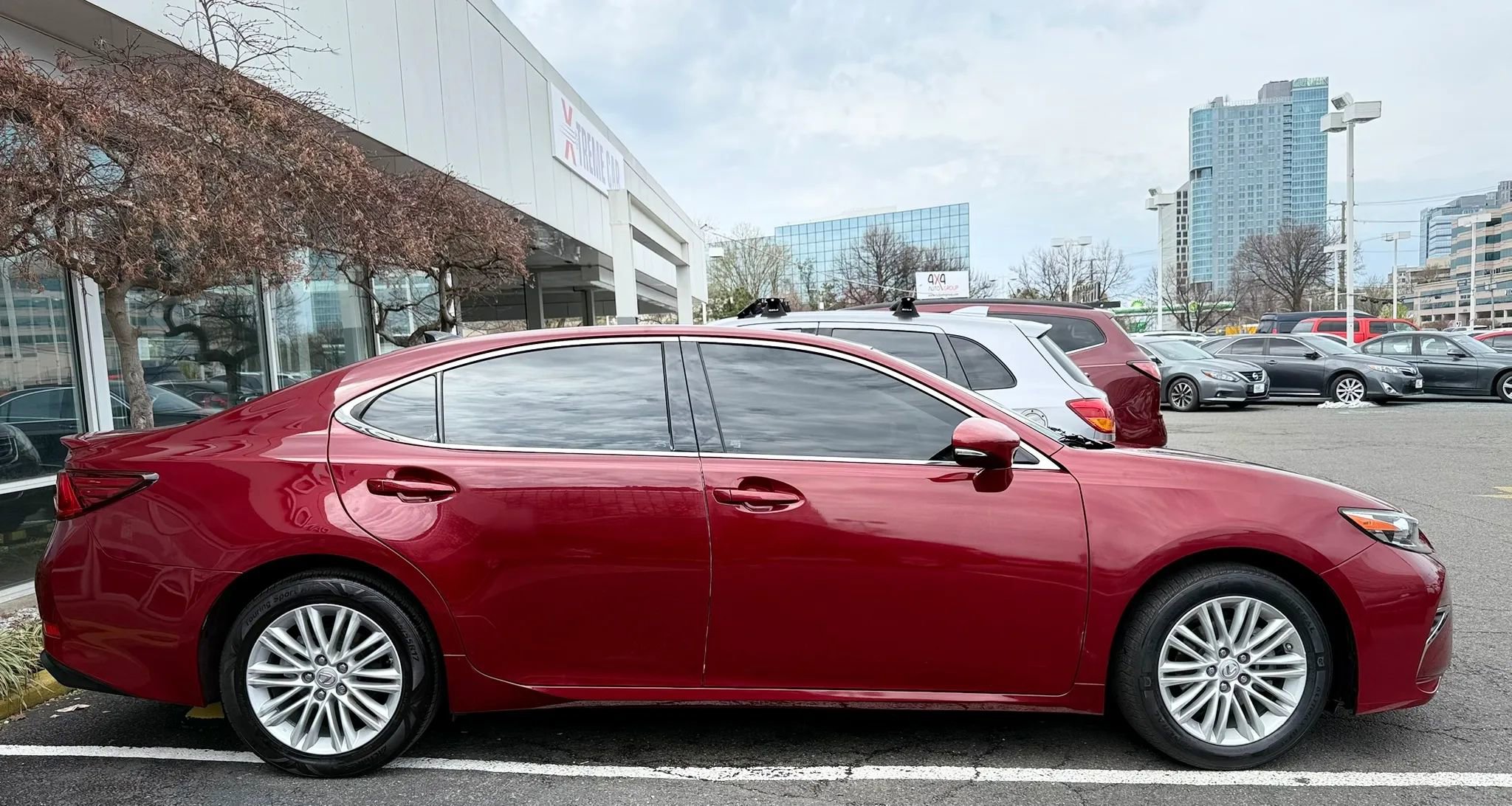 Used 2017 Lexus ES 350 w/ Navigation System Package image 8