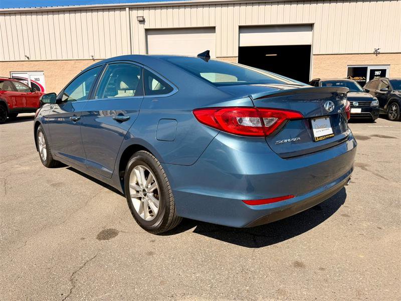 Used 2015 Hyundai Sonata SE FWD image 5