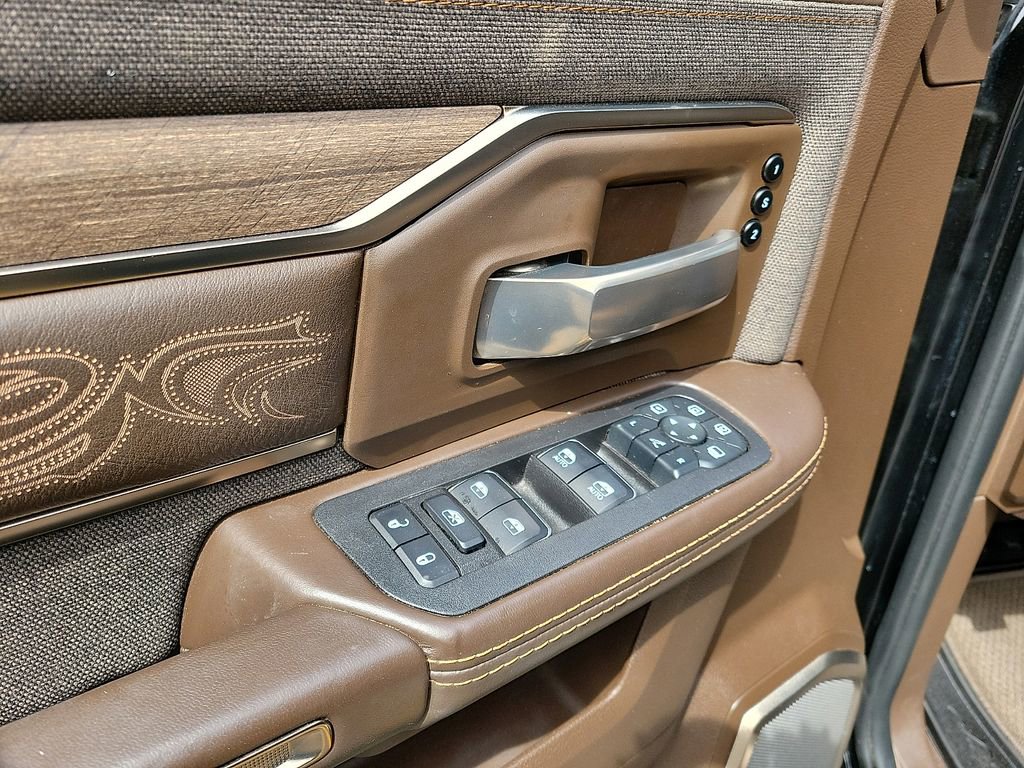 Used 2025 RAM 3500 Longhorn image 9