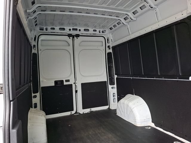 Used 2025 RAM ProMaster 2500 w/ Convenience Group FWD image 11