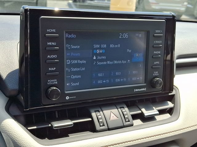 Used 2021 Toyota RAV4 XLE Premium AWD/4WD image 18