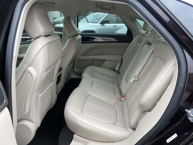 Used 2020 Lincoln MKZ w/ Convenience Package FWD image 9