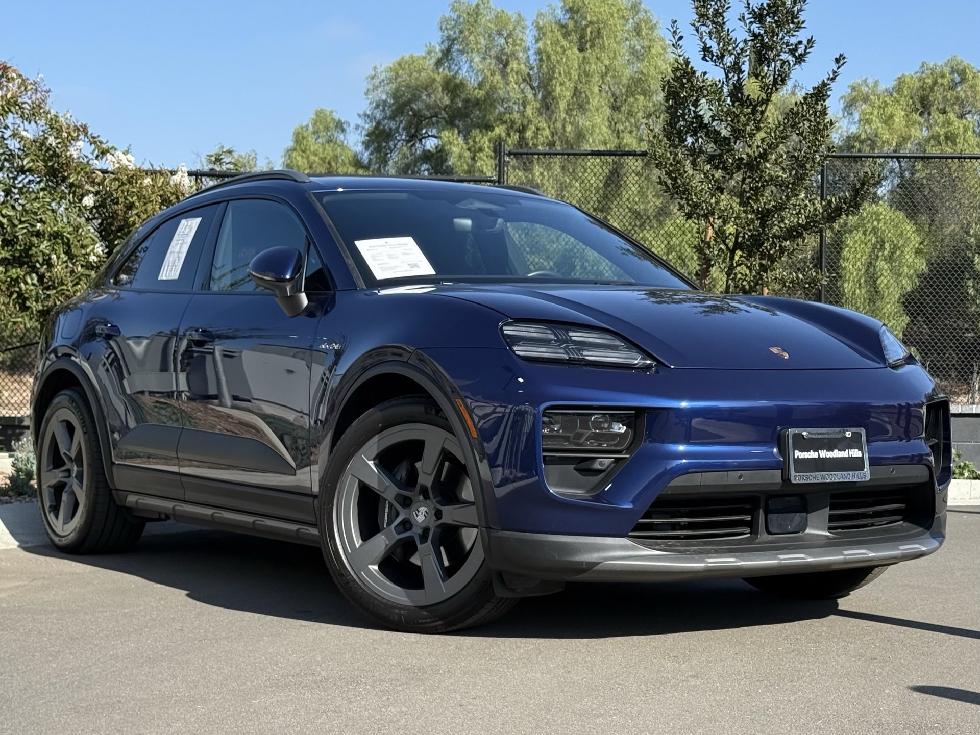 Used 2025 Porsche Macan Electric image 9