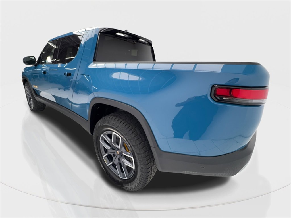 Used 2022 Rivian R1T Adventure image 11