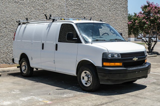 Used 2021 Chevrolet Express 2500 w/ Enhanced Convenience Package RWD image 6