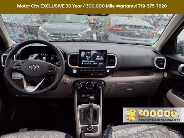 New 2025 Hyundai Venue SEL image 15