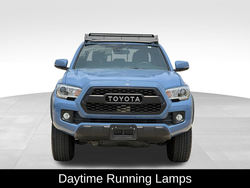 Used 2019 Toyota Tacoma TRD Off-Road w/ Technology Package AWD/4WD video 3