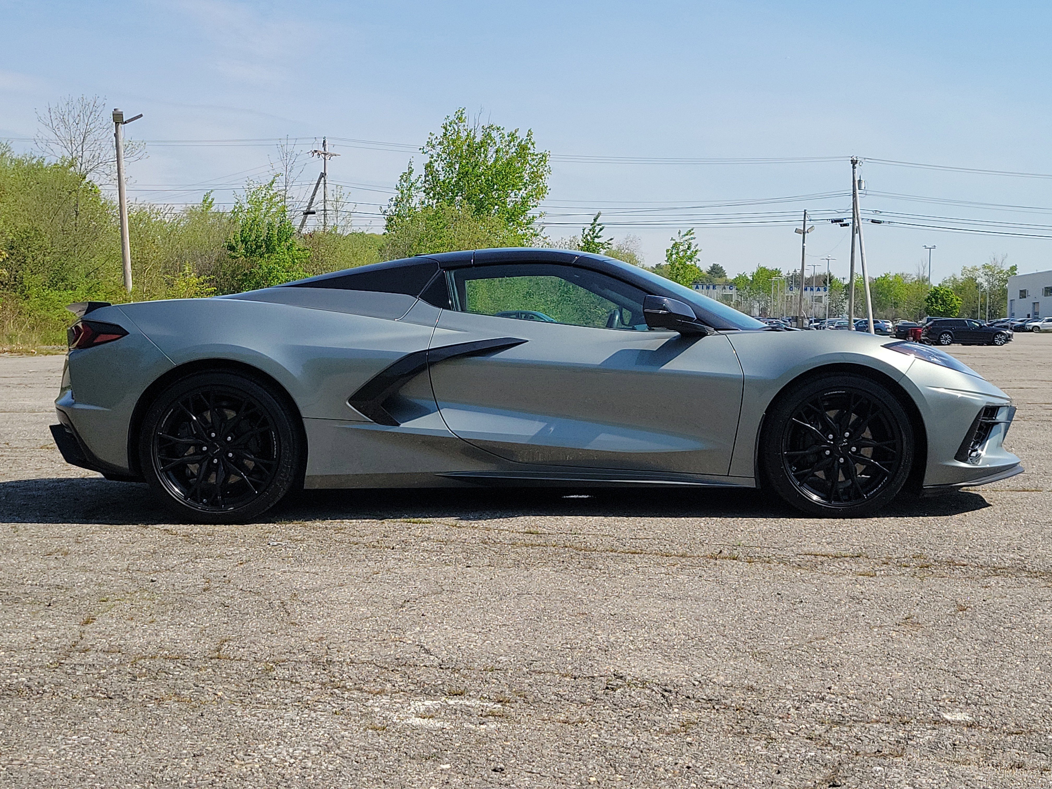 Used 2024 Chevrolet Corvette Stingray Premium Conv w/ Stealth Interior Trim Package RWD image 4