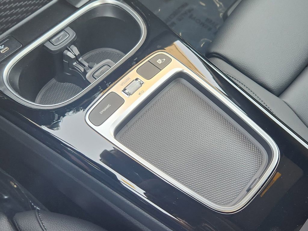 New 2025 Mercedes-Benz CLA 250 4MATIC image 24
