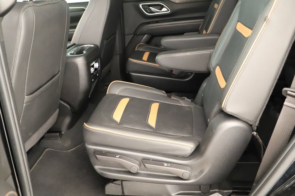Used 2024 GMC Yukon AT4 w/ AT4 Premium Plus Package AWD/4WD image 31