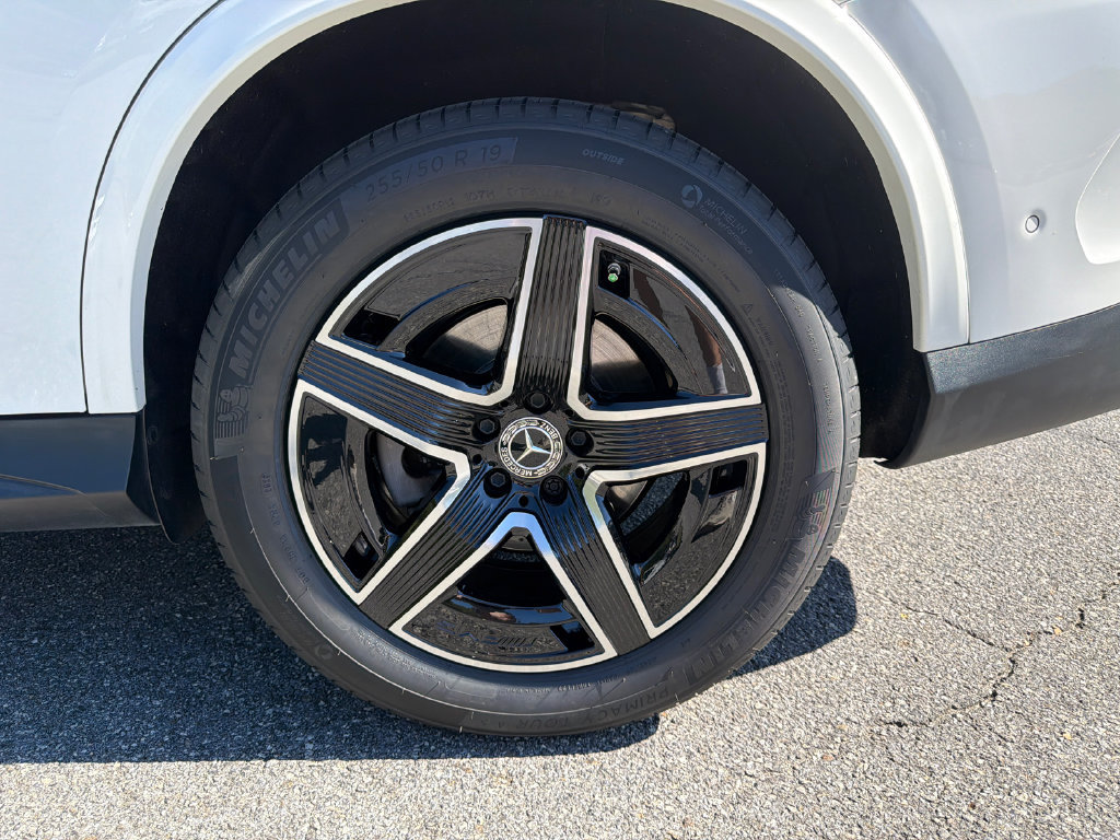 Used 2024 Mercedes-Benz GLC 300 4MATIC image 20