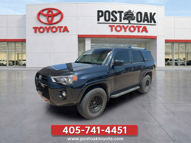 Used 2021 Toyota 4Runner SR5 AWD/4WD image 3
