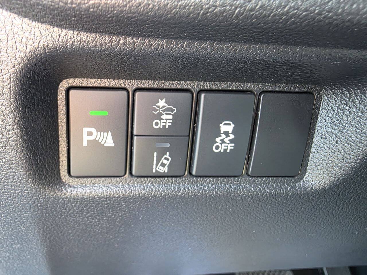 Used 2021 Honda Pilot Touring image 17