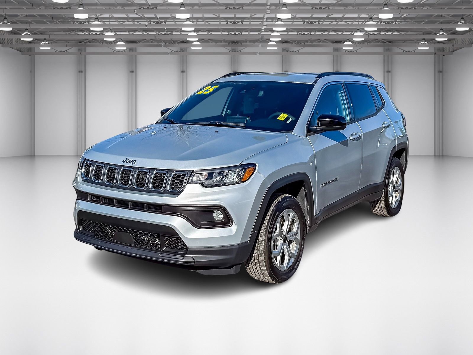 Used 2025 Jeep Compass Latitude image 1
