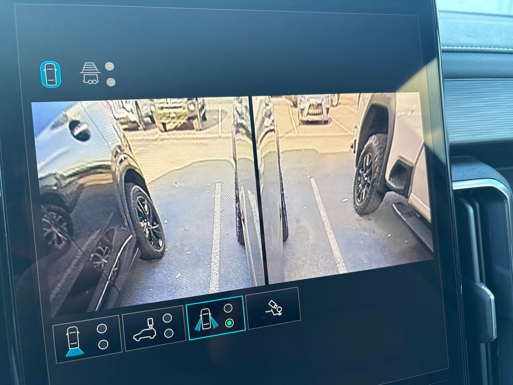 New 2026 GMC Acadia AT4 w/ Super Cruise Package image 30