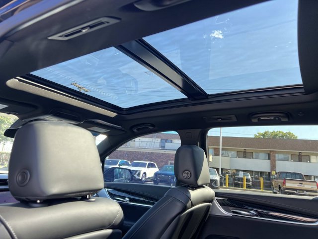 Certified 2024 Cadillac XT6 Premium Luxury AWD/4WD image 15