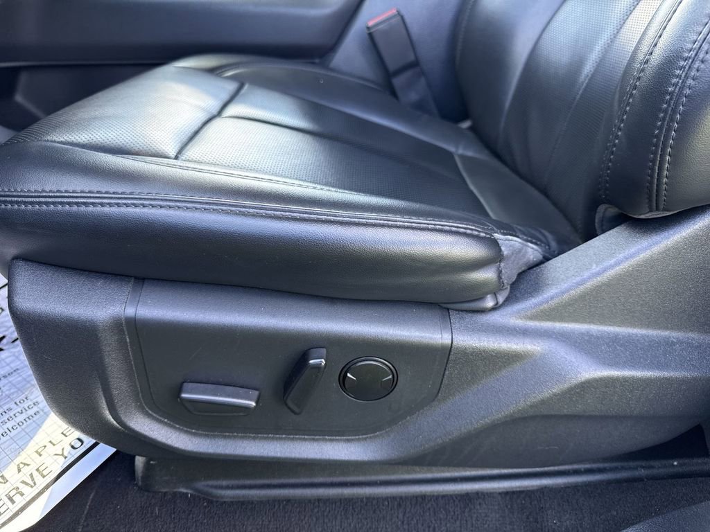 Used 2024 Ford Expedition Max XLT RWD image 24