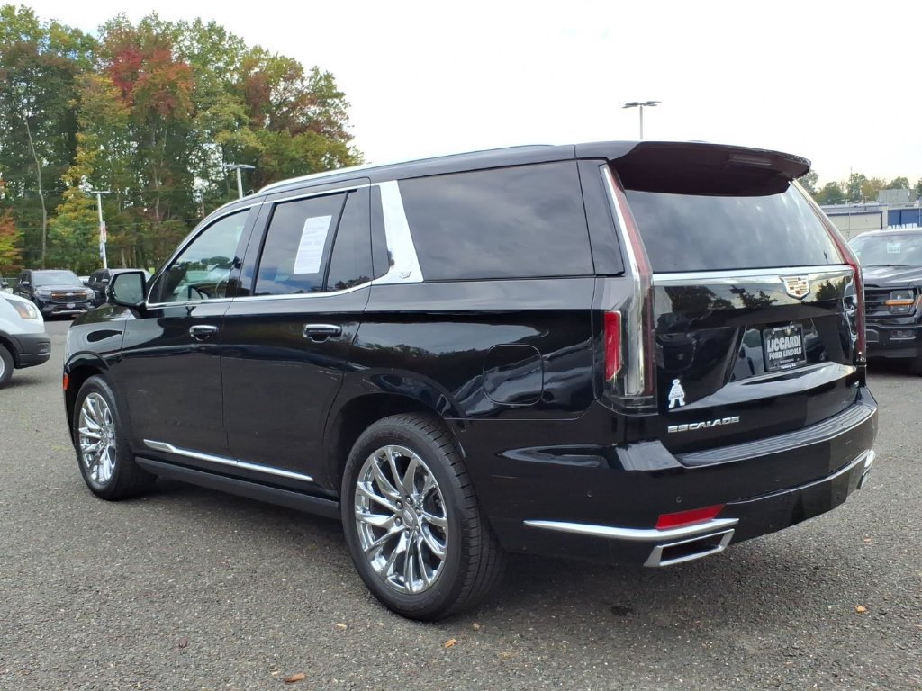 Used 2021 Cadillac Escalade Premium Luxury Platinum AWD/4WD image 4