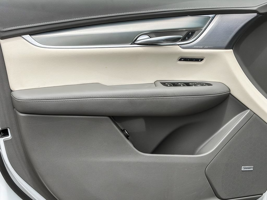 Certified 2023 Cadillac XT5 Premium Luxury w/ Technology Package FWD image 36