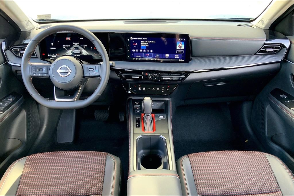 New 2026 Nissan Kicks SR w/ Cold Weather Package image 5