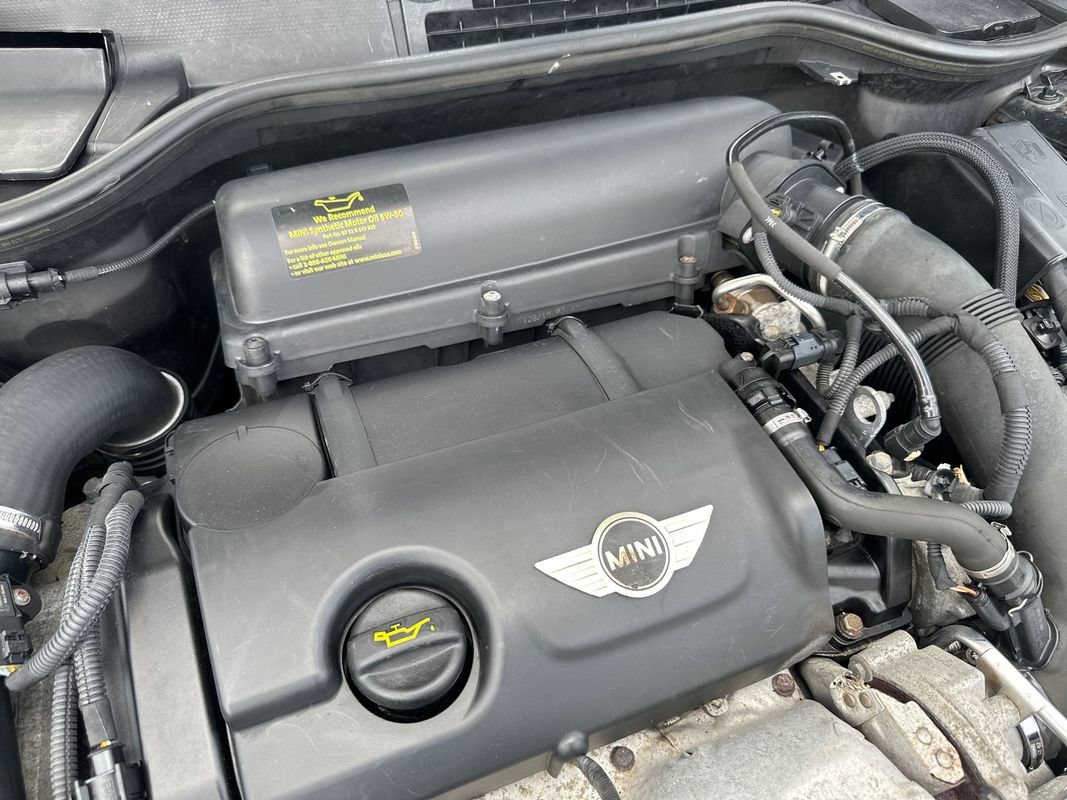 Used 2015 MINI Cooper S FWD image 11