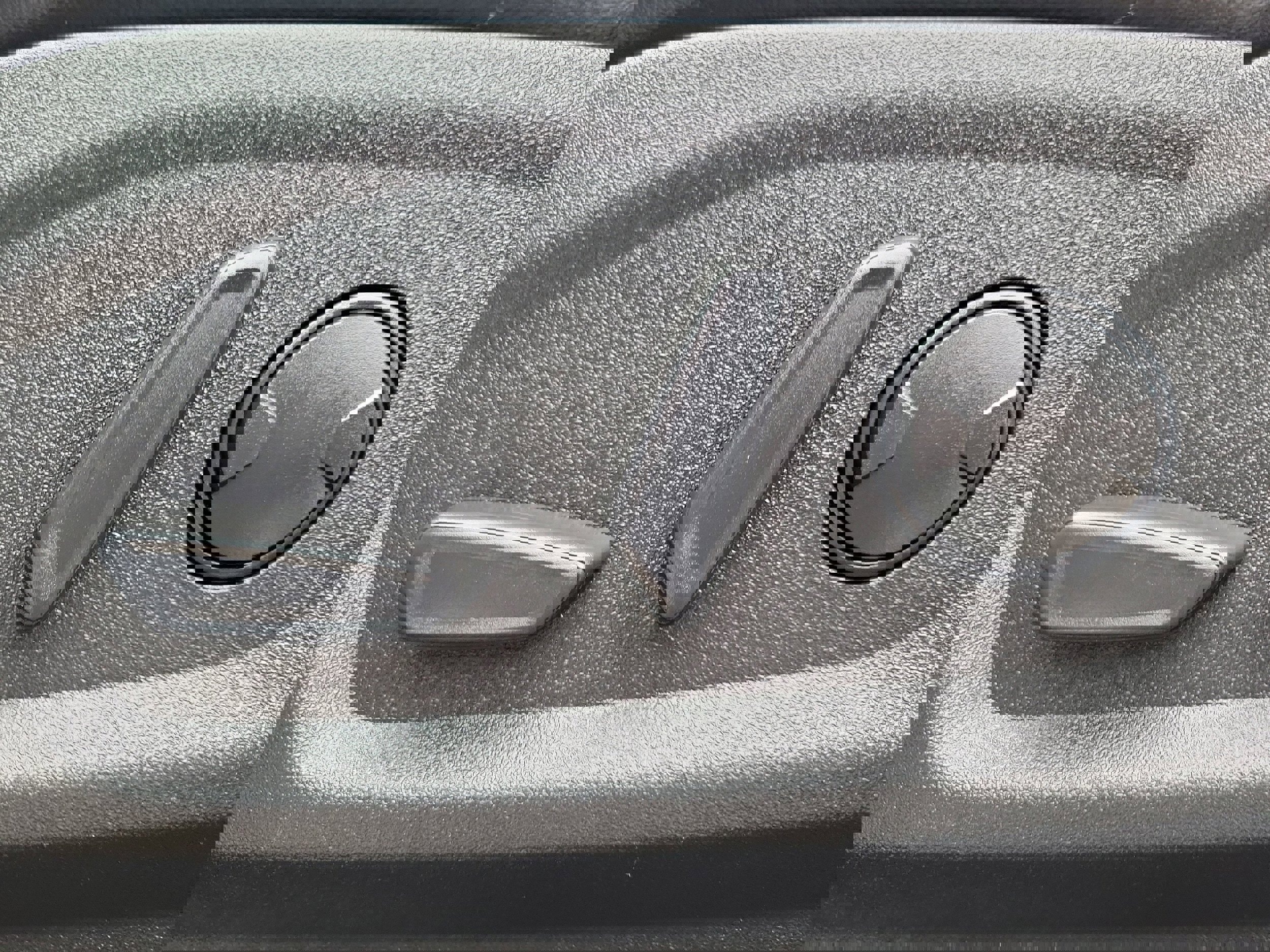 Used 2024 Ford Edge SEL w/ Convenience Package image 19