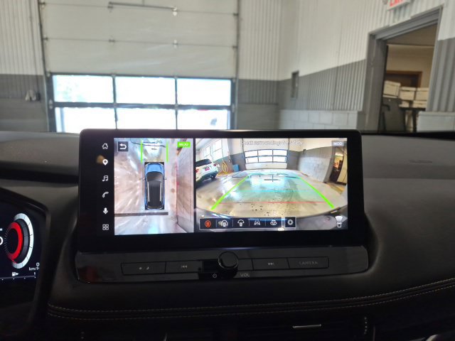 Certified 2025 Nissan Rogue SL w/ Tech Package AWD/4WD image 14