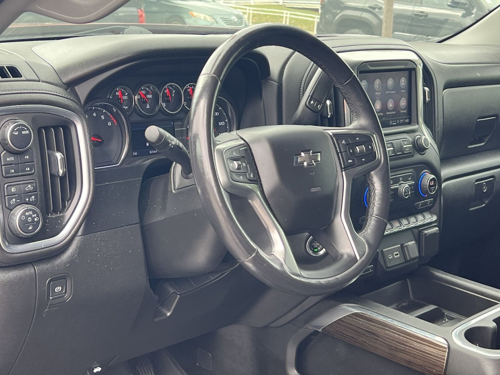 Used 2021 Chevrolet Silverado 1500 LT Trail Boss w/ Convenience Package II AWD/4WD image 12