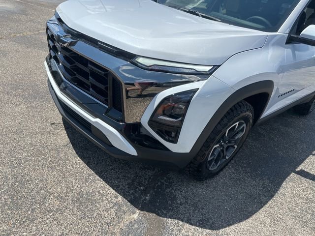 New 2026 Chevrolet Equinox ACTIV w/ Convenience Package III FWD image 10