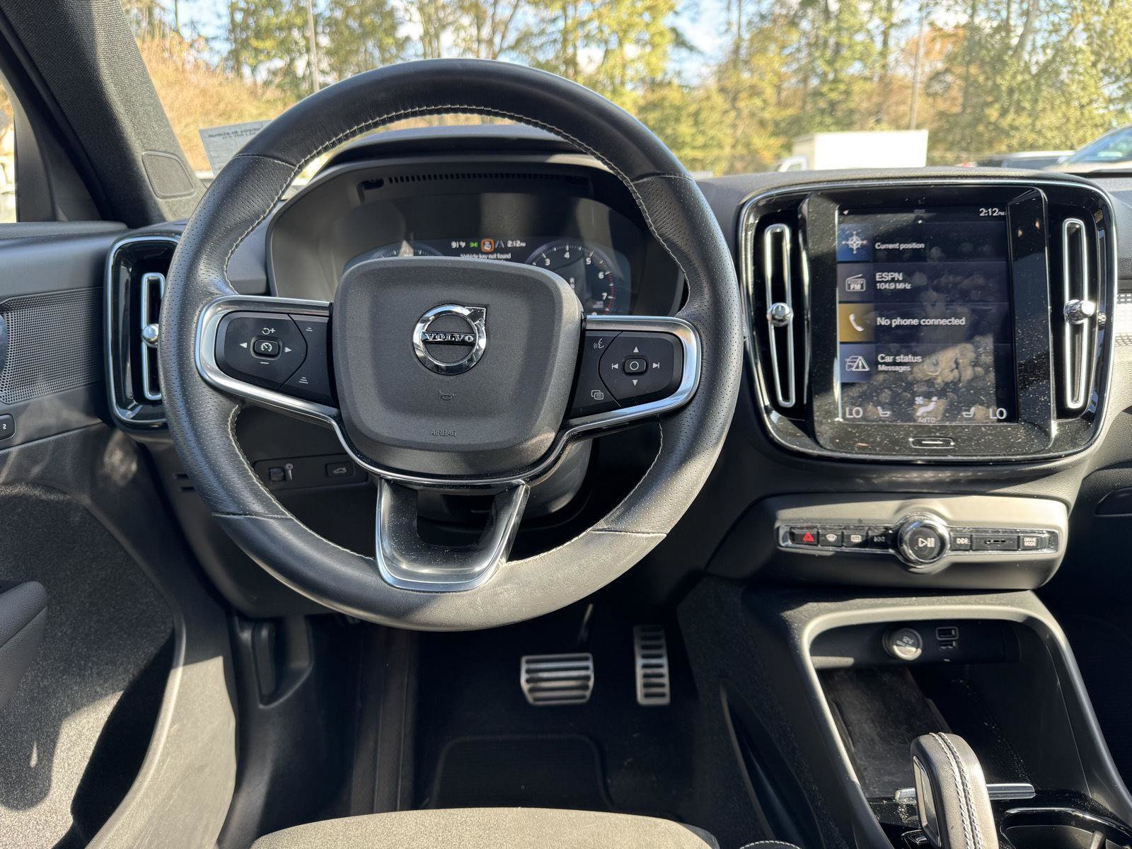 Used 2021 Volvo XC40 T5 R-Design w/ Advanced Package image 19