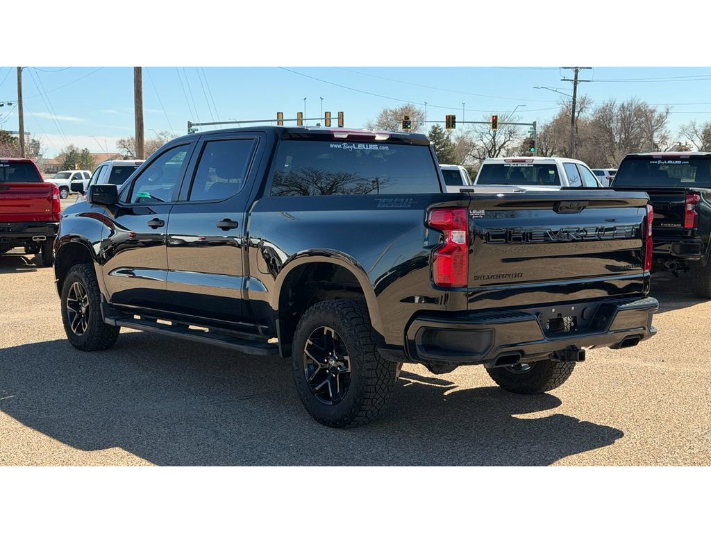 Certified 2025 Chevrolet Silverado 1500 Custom Trail Boss w/ Dark Appearance Package image 5