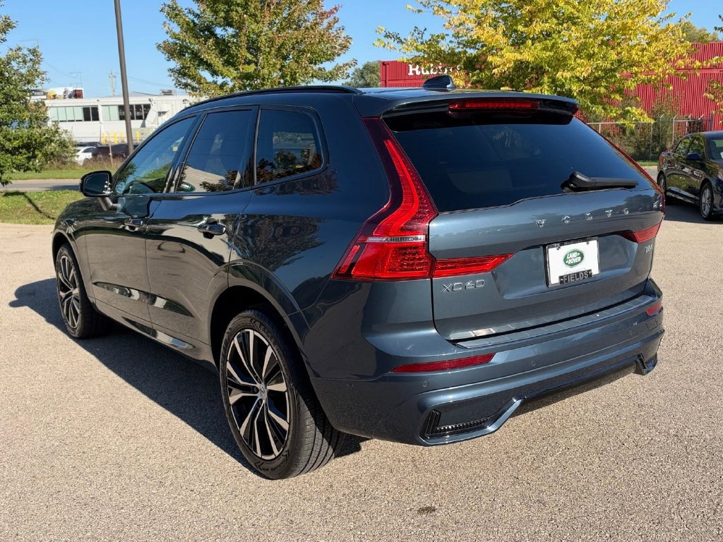 Certified 2024 Volvo XC60 B5 Plus w/ Protection Package Premier AWD/4WD image 3