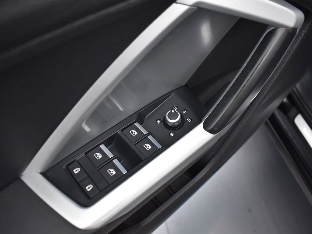 Used 2022 Audi Q3 2.0T Premium image 9