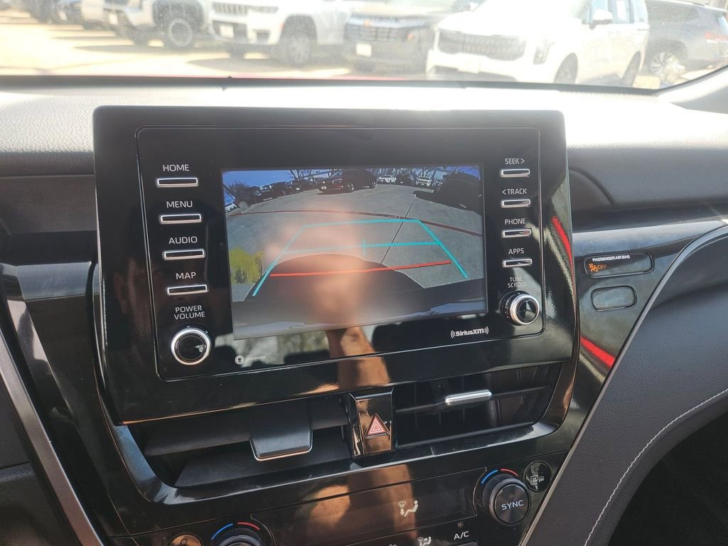 Used 2024 Toyota Camry SE image 22