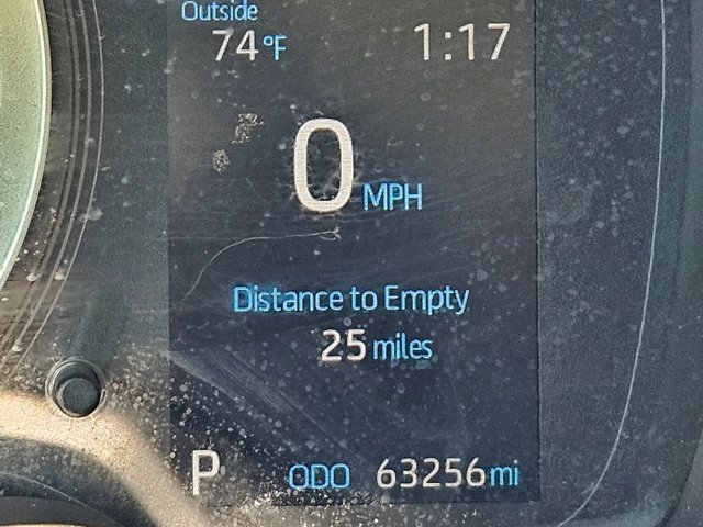 Used 2021 Toyota Corolla LE image 10