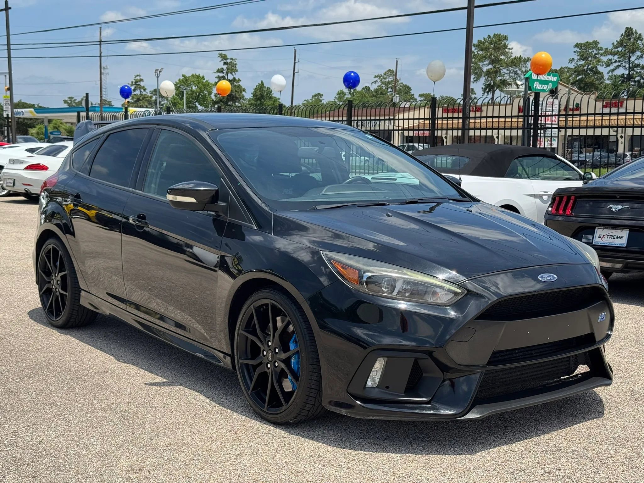 Used 2017 Ford Focus RS AWD/4WD image 7