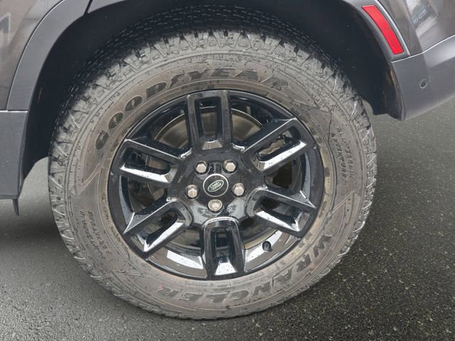 Certified 2024 Land Rover Defender 110 S AWD/4WD image 35